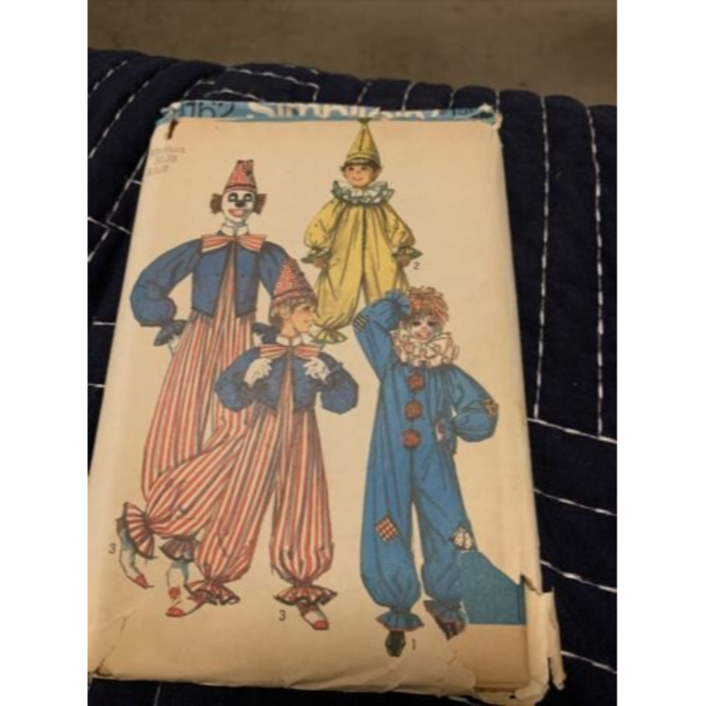 Simplicity #7162 VTG 1975 2 Clown Costume Pattern UNCUT Adult Med And Child’s LG